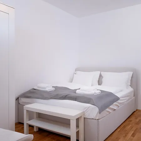 Mandina Riviera - Zf Hvar Апартаменти Хвар