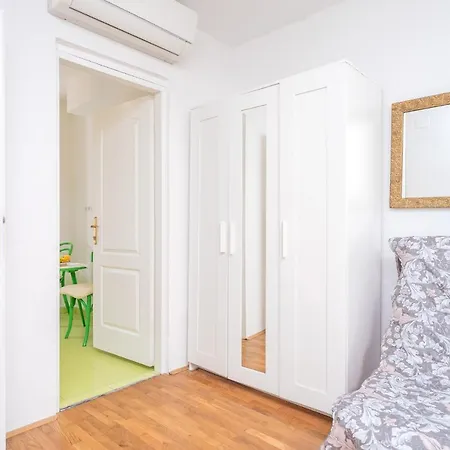 Harbourside Mandina - Zf Hvar * هفار