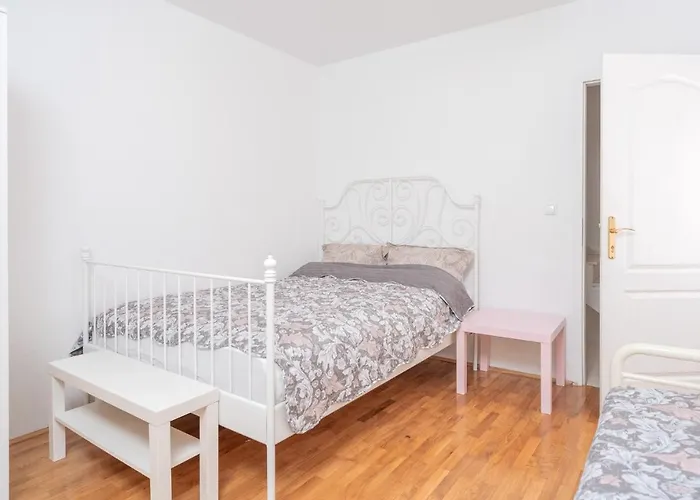 Harbourside Mandina - Zf Hvar *