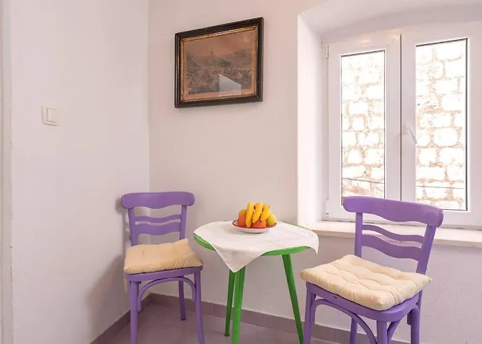 Harbourside Mandina - Zf Hvar *