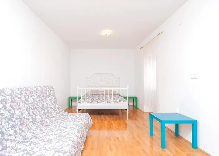 Harbourside Mandina - Zf Hvar *